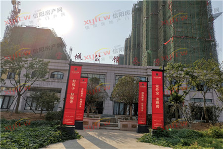 阳光河畔4楼带阁楼115平车库20精装修68